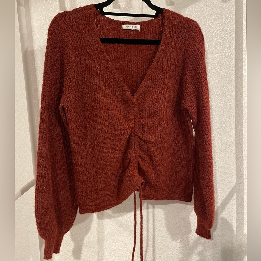 Wynter dark red sweater top size medium many ways to style